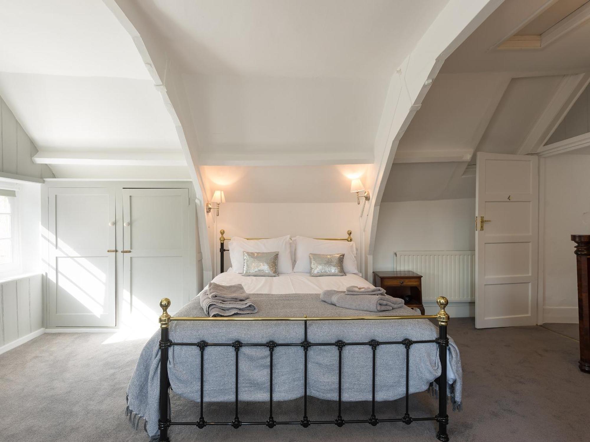 Newton Manor House Villa Суонидж Екстериор снимка