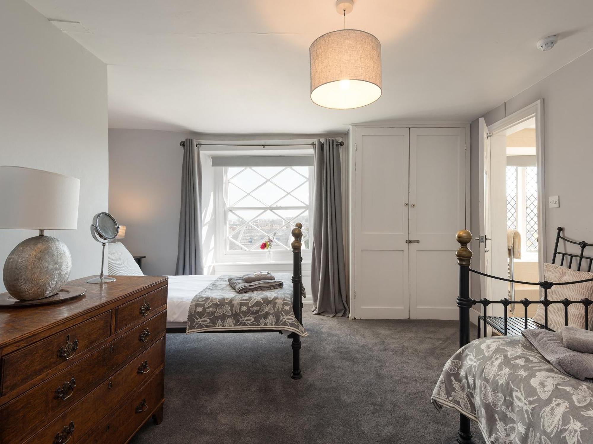 Newton Manor House Villa Суонидж Екстериор снимка