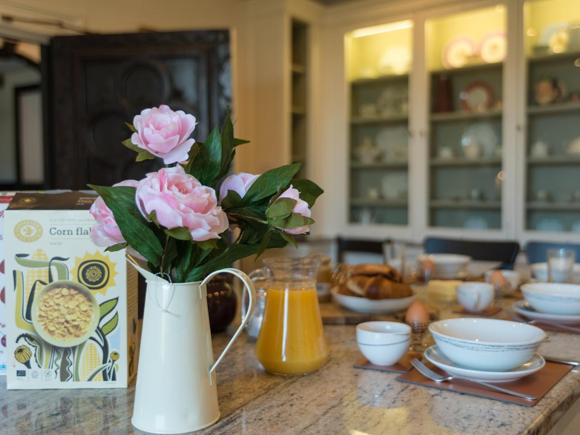 Newton Manor House Villa Суонидж Екстериор снимка